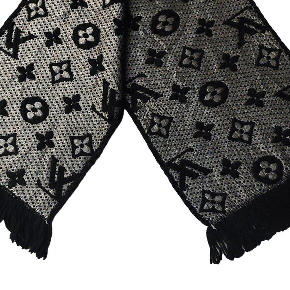Louis Vuitton LV Black Silver Shine Monogram Logomania Scarf Pre-Owned - Picture 8 of 9